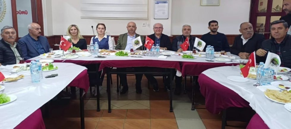 ARDAHAN DERNEKLER FEDERASYONU, TANITIM GÜNLERİ SONRASI İLK TOPLANTISINI GERÇEKLEŞTİRDİ — KATILAN HERKESE TEŞEKKÜR EDİLDİ