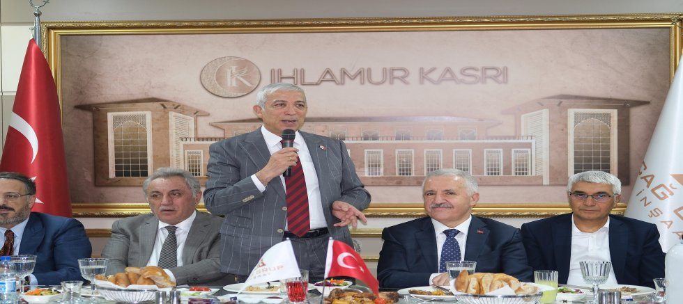 Siyasetçi ve İş İnsanı Ercan Çağ’ın Geleneksel İftar Programına Yoğun Katılım