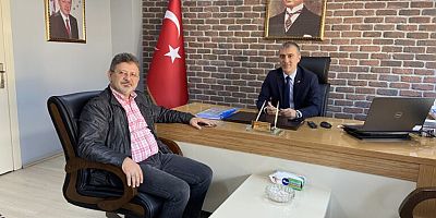 Gazeteci Ahmet Cemal Peker Terme İlçe Milli Eğitim Müdürü’ne Ziyaret Etti