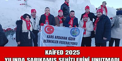 KAİFED 2025 YILINDA SARIKAMIŞ ŞEHİTLERİNİ UNUTMADI KARS ARDAHAN IĞDIR DERNEKLER FEDERASYONU SARIKAMIŞ ŞEHİTLERİNİ ANDI