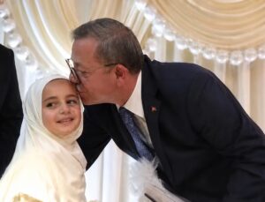 Vali Polat’tan Minik Yüreklerden Kur’an Ziyafeti