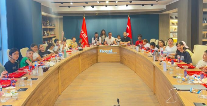 Hemşehrimiz Sanayici Gökhan Türkeş Öngel, Fabrikasında Minikleri Ağırladı